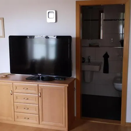Zentrale Und Strandnahe In Ost Kuehlungsborn